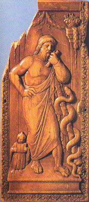 Asclepio, relieve en marfil. Museo de Liverpool, Inglaterra.