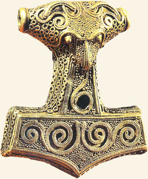 Miollnir, el martillo de Thor Amuleto, s. X. Suecia.